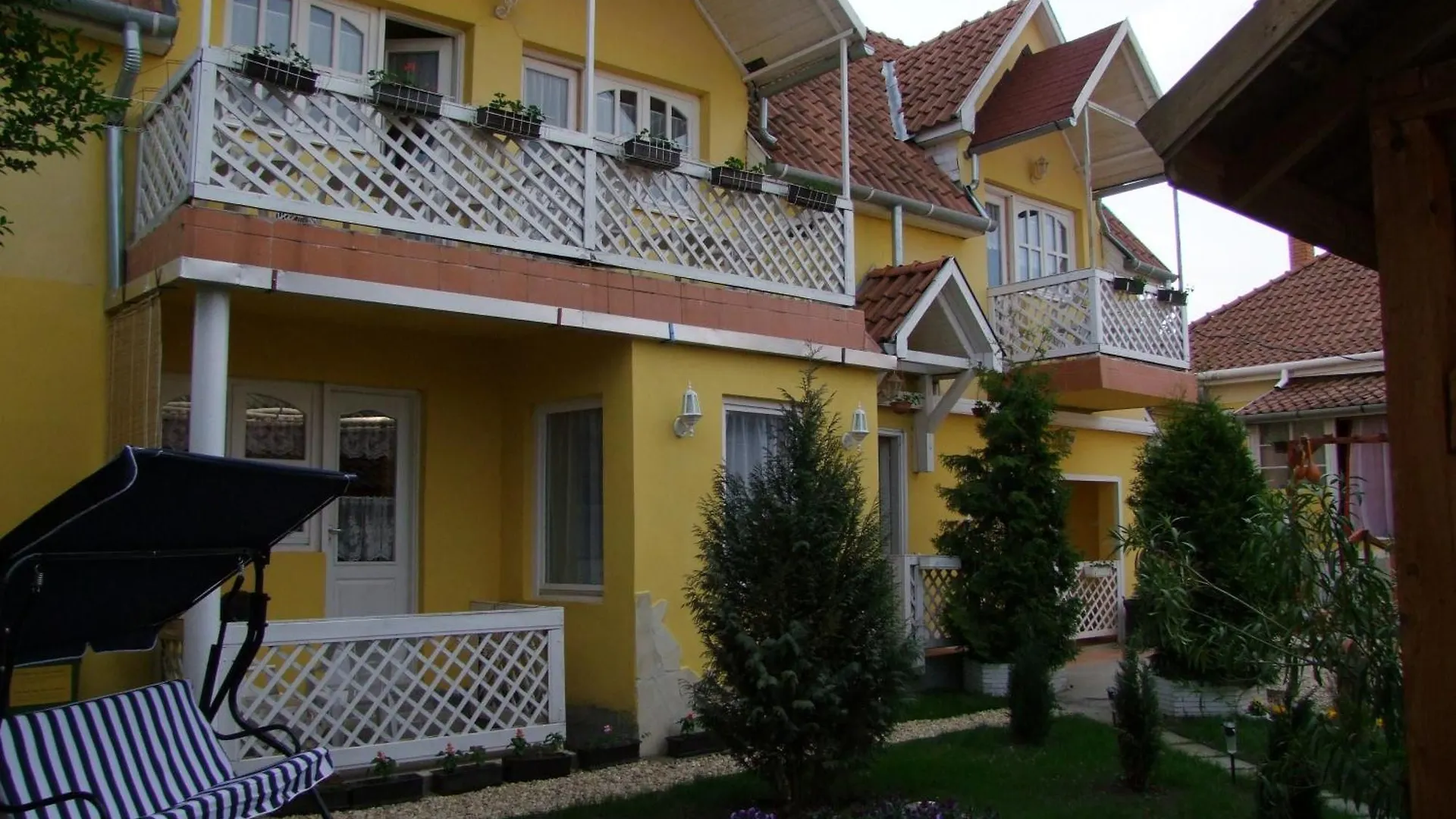Castello Vendeg Es Apartmanhaz Eger Ungarn